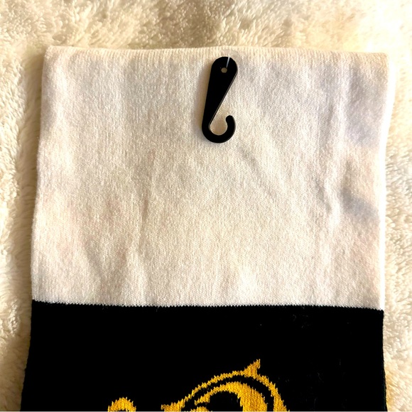 ๐ช Hufflepuff Hogwarts Officially Licensed Scarf - Picture 6 of 8
